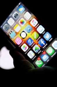Як шахраї можуть вкрасти ваш Apple ID