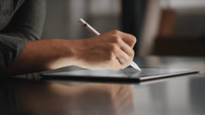 Як дізнатися версію прошивки Apple Pencil