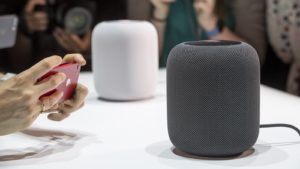 Вам знадобиться придбати iPhone або iPad, щоб активувати HomePod