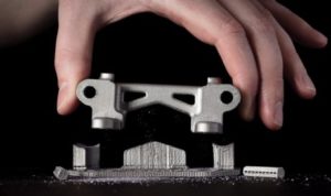 Desktop Metal обіцяє зробити 3D-друк металом в 100 разів швидше і в 10 разів дешевше