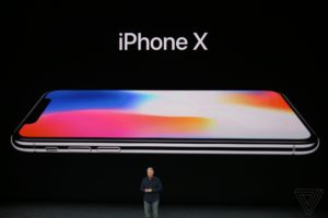 Перший погляд на iPhone X