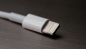 Хочете швидко заряджати новий iPhone? Доведеться доплатити