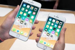 В iPhone 8 і iPhone 8 Plus виявилися рекордно малі акумулятори