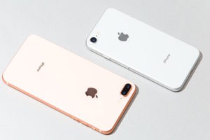 Apple скорочує виробництво iPhone 8 через iPhone 8 Plus X і iPhone